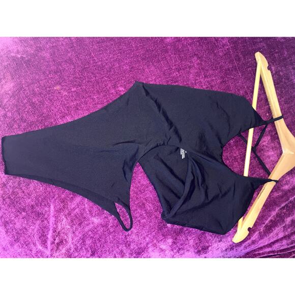 Riot Swim DOLLS KILL Blaise One Piece Cutout Swimsuit in Black Size Large / L - Picture 5 of 6